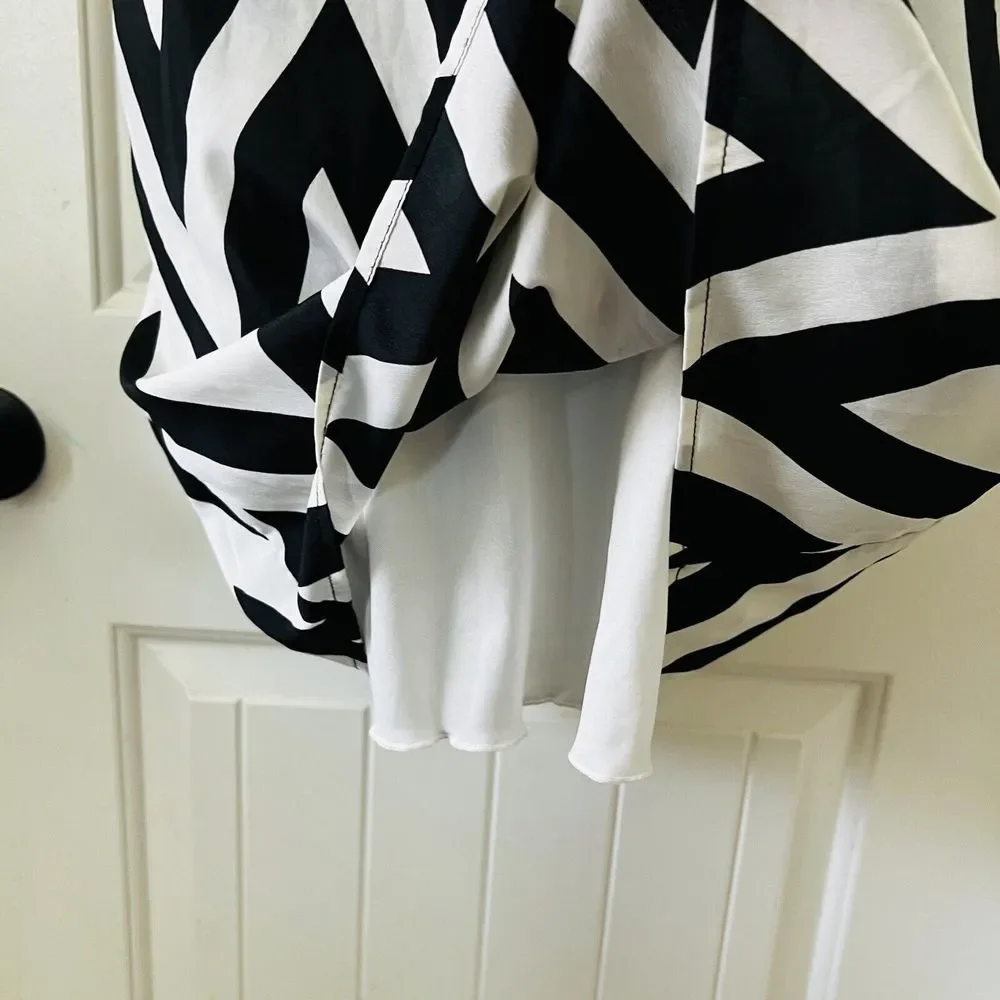Everly Chevron Sleeveless Elastic Waist Black White Dress Large Lined Pockets - Picture 7 of 13